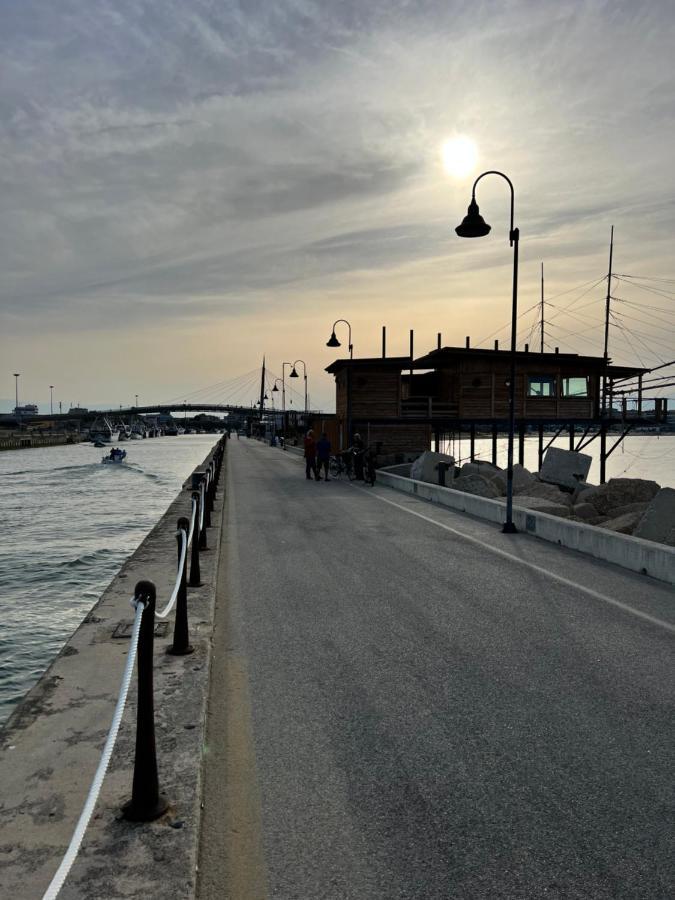 "Casa Incantevole" Fronte Mare Pescara - Appartamento Via Buozzi Εξωτερικό φωτογραφία
