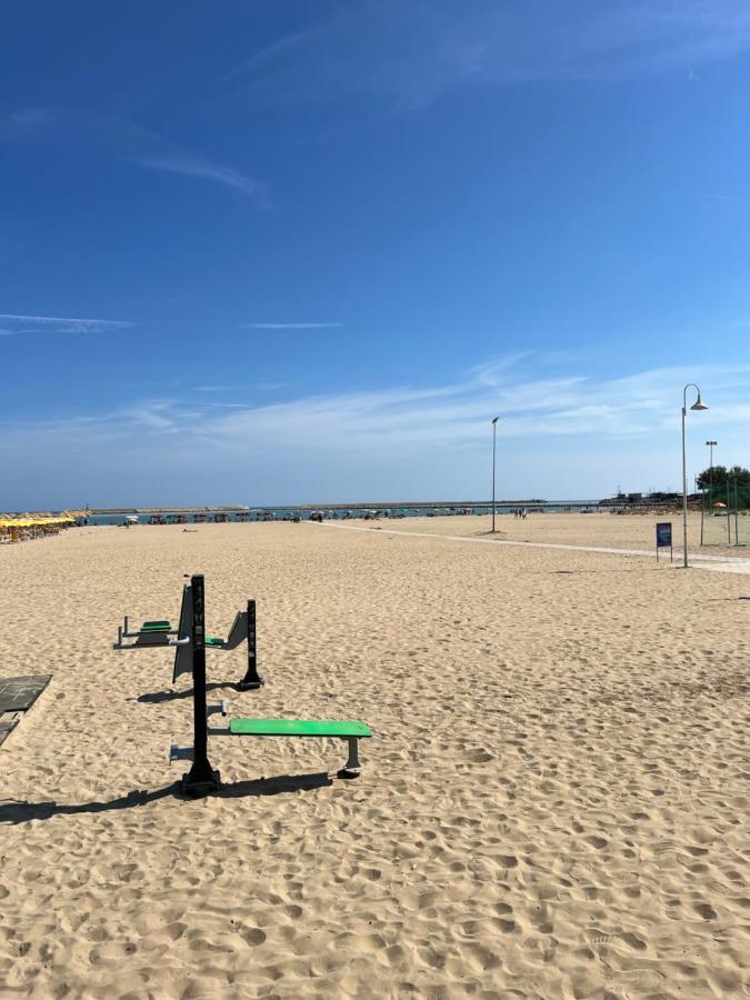 "Casa Incantevole" Fronte Mare Pescara - Appartamento Via Buozzi Εξωτερικό φωτογραφία
