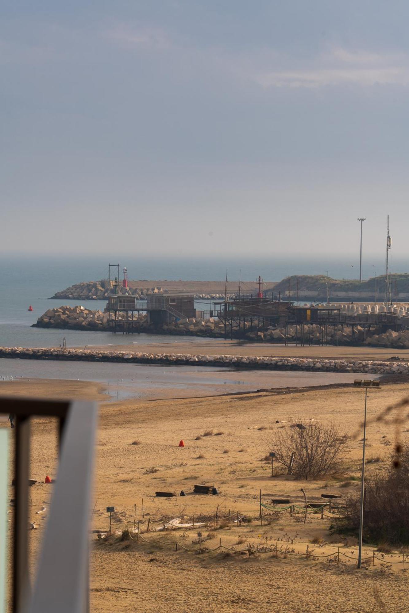 "Casa Incantevole" Fronte Mare Pescara - Appartamento Via Buozzi Εξωτερικό φωτογραφία